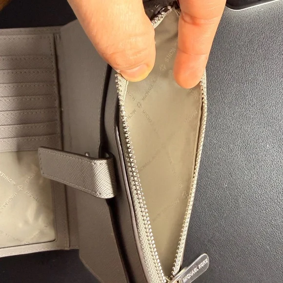 Michael Kors Light Gray Zip Wallet - Picture 4 of 4
